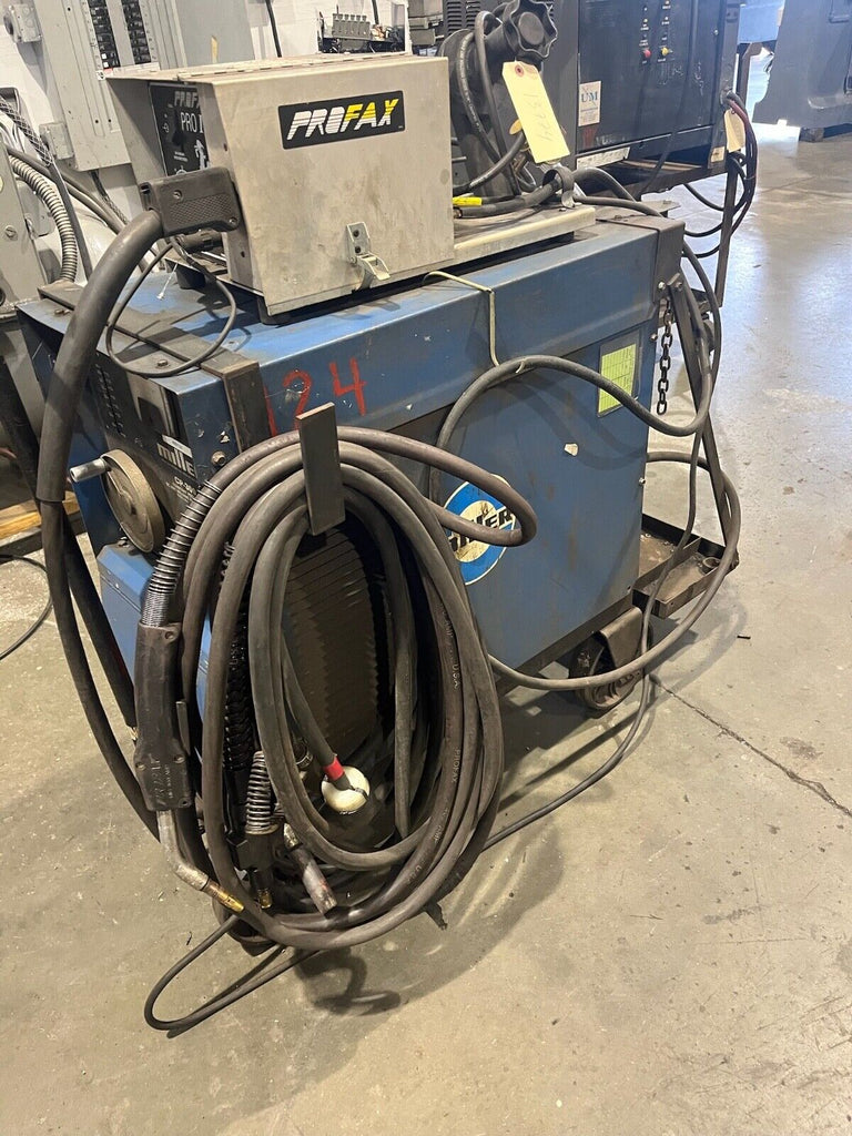 Miller CP300 MIG Welder 300 w/ PRO IV Wire Feed