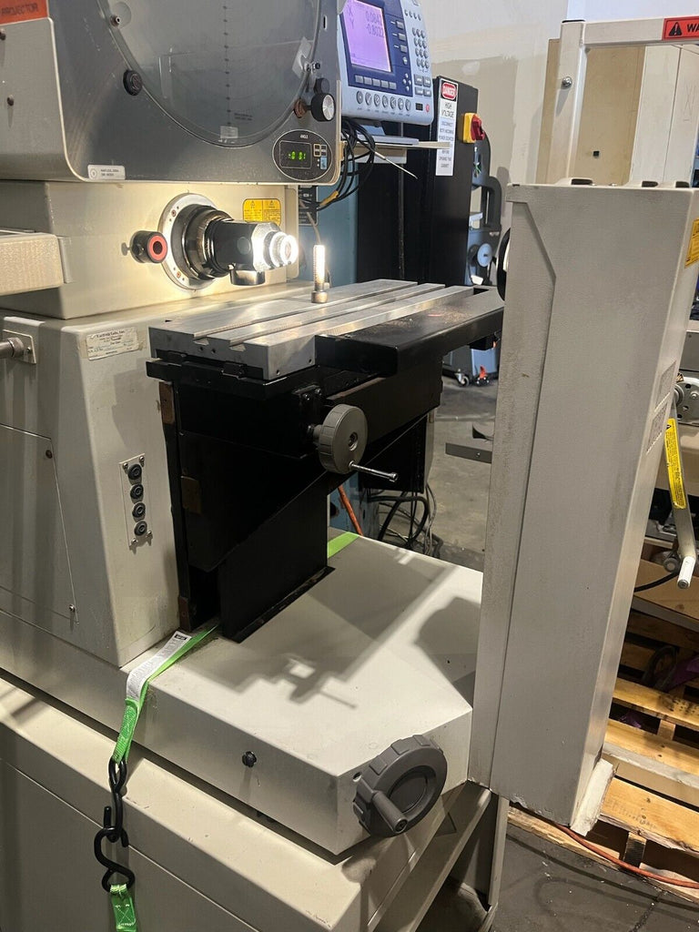 Mitutoyo PH-3500 (w/ Quadra-Check) Optical Comparator -- 14" Tooling