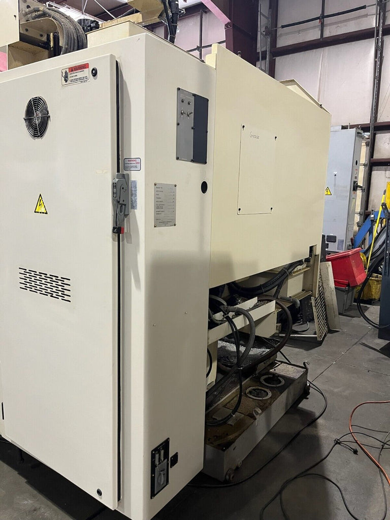 Okuma CNC Vertical Mill MX-45 VAE  ---OSP 700M (video under power in listing)