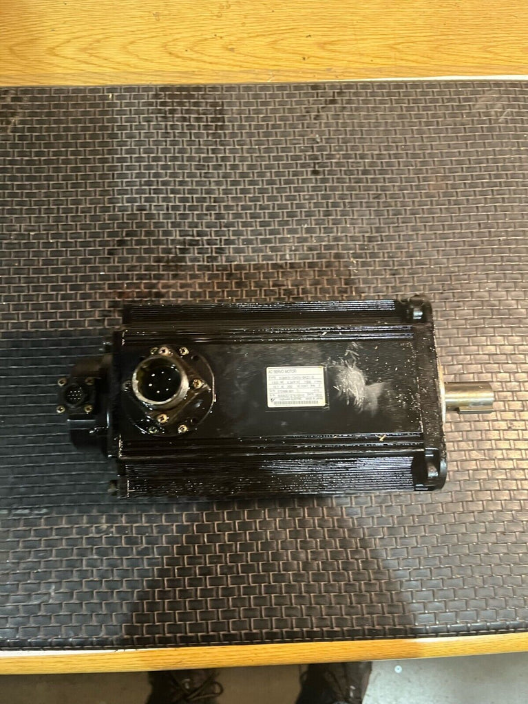 Yaskawa AC Servo Motor SGMKS-13A5V-BK21-B