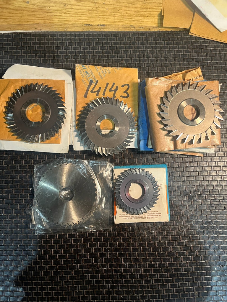 Niagara 4" x 1/16", 3/16", 7/32", 1/4" Milling Cutters 19pcs (See Listing)