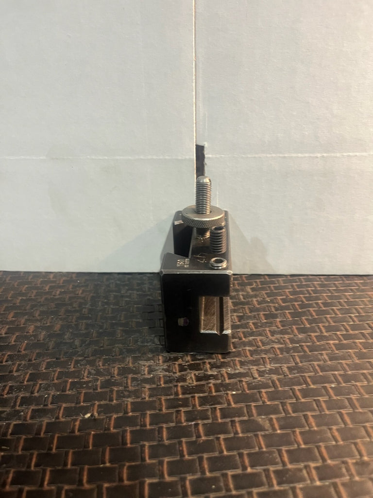 Aloris CXA-2 Quick Change Turning / Facing Tool Holder