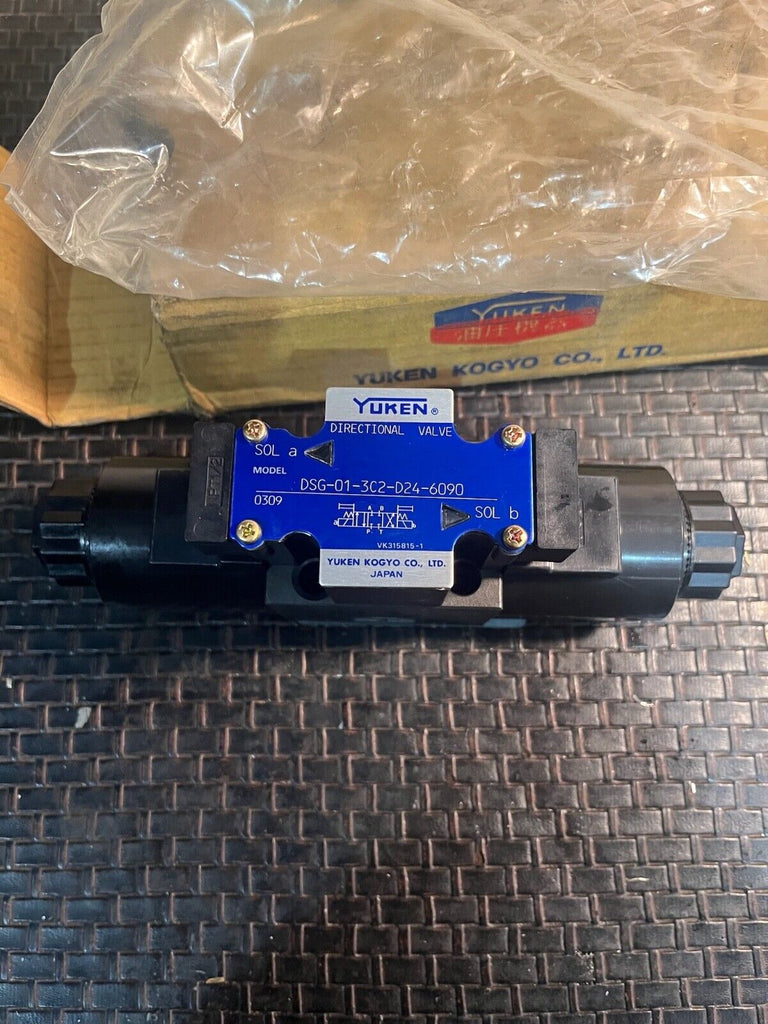 Valerian Directional Valve DSC-01-3C2-D24 6090 (New)