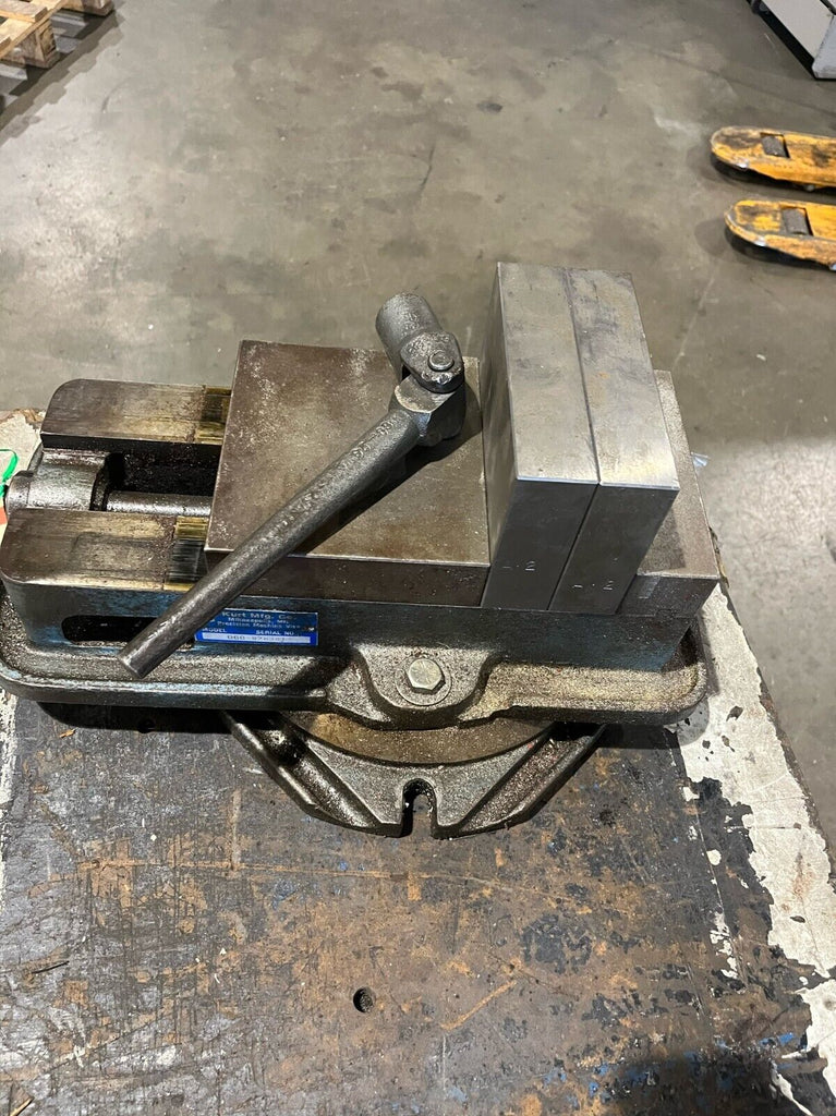 Kurt D60 Anglock Vise w/ Swivel Base 6", with 4" Tall Jaws